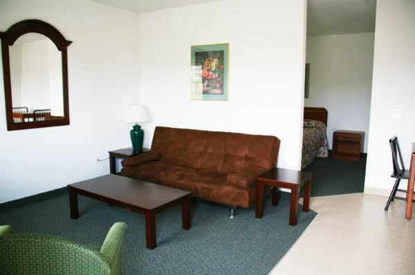 Ponderosa Motel image 19